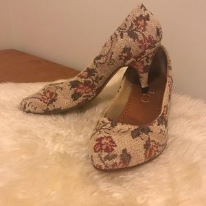 Vintage tapestry shoes